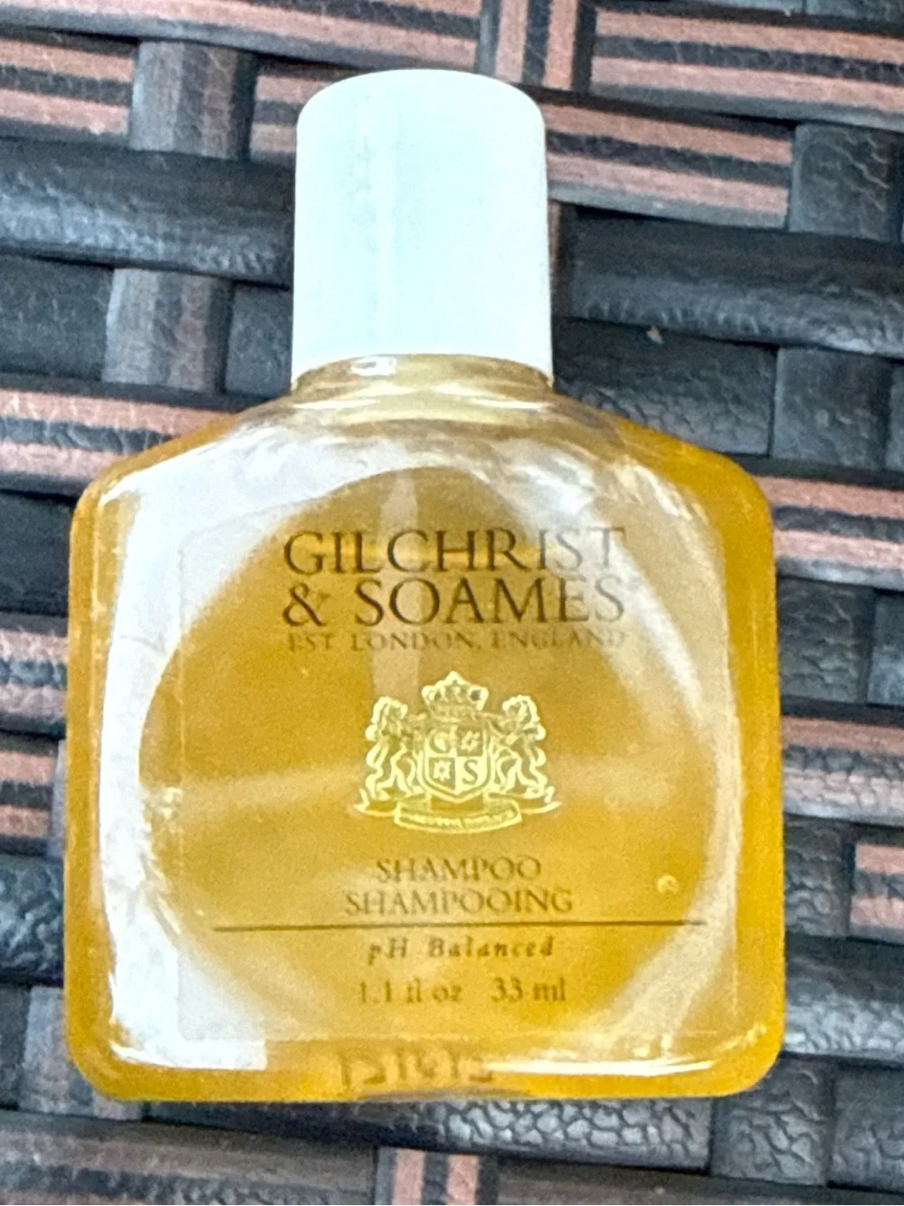 Gilchrist & Soames 16 Sample Sized Shampoos Travel Vacation Airbnb Hotel Resort